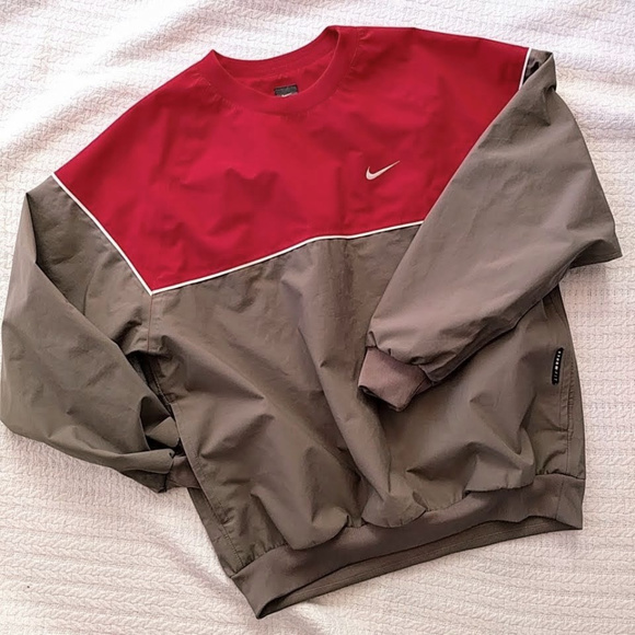 nike storm fit pullover